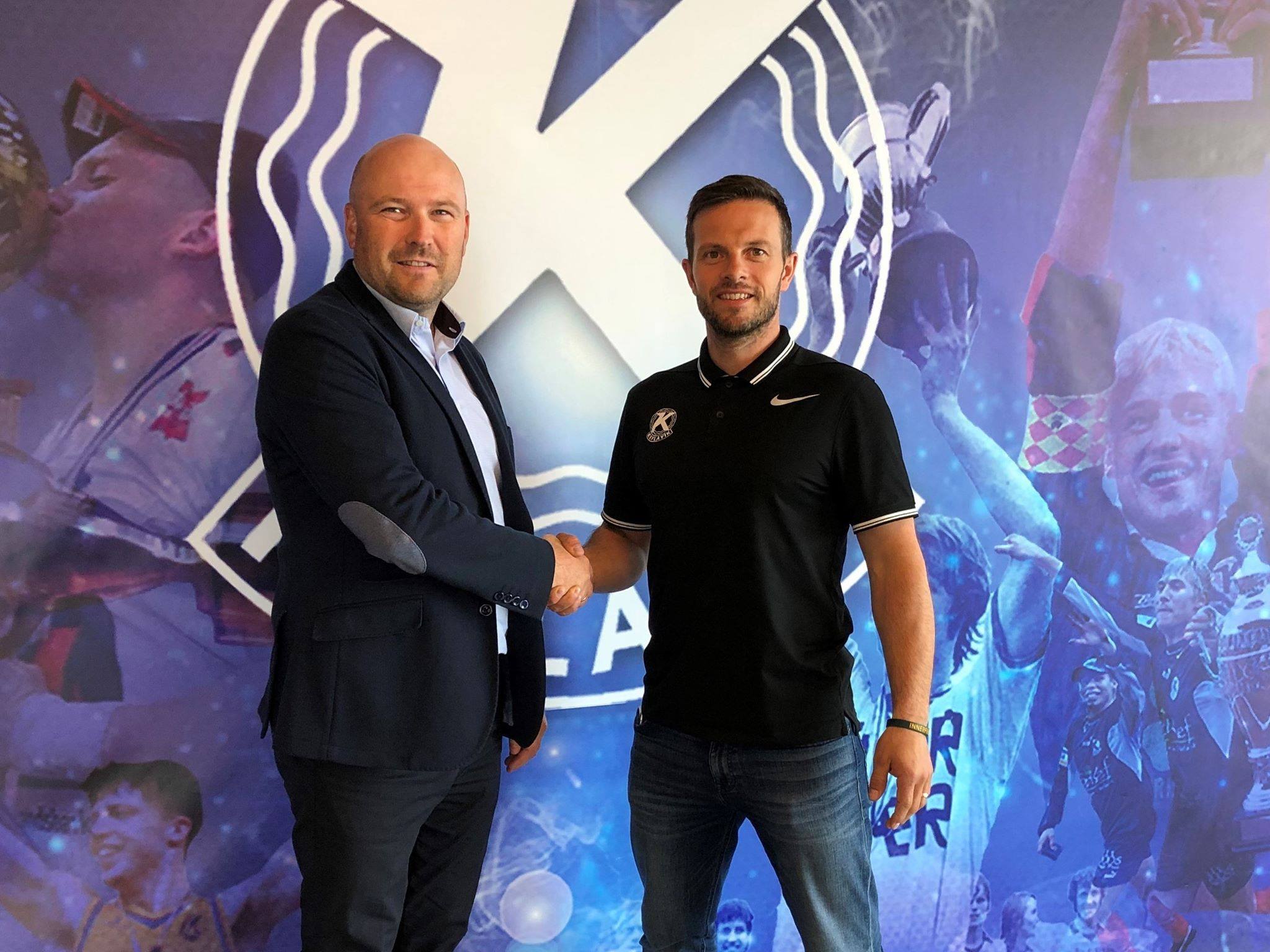 Íslandsbanki áfram samstarfsaðili Knattspyrnudeildar Keflavíkur