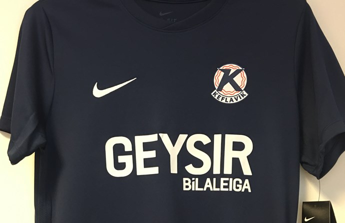 Síðasti séns að panta og máta nýja keppnisbúninginn fyrir jólin